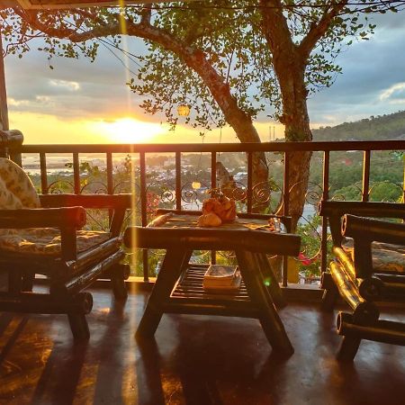 Purple Homestay Coron Extérieur photo