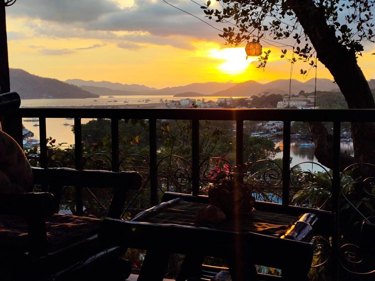 Purple Homestay Coron Extérieur photo